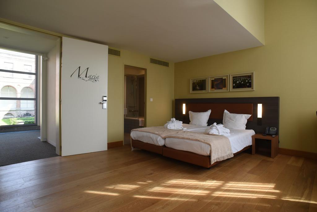 Het Godshuis Hotel Sint-Laureins Exterior photo